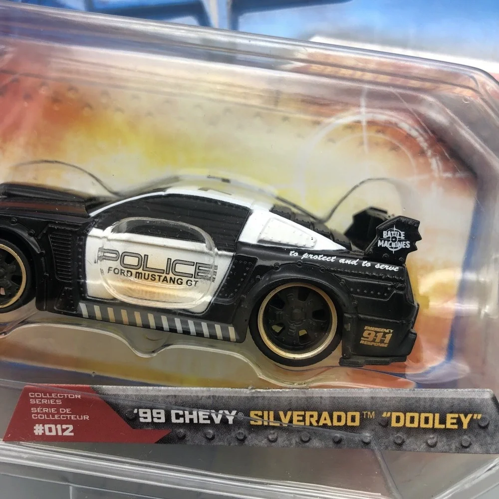 Jada Battle Machines '06 Ford Mustang GT Police Car Series 1‎ Diecast 1/64 Error